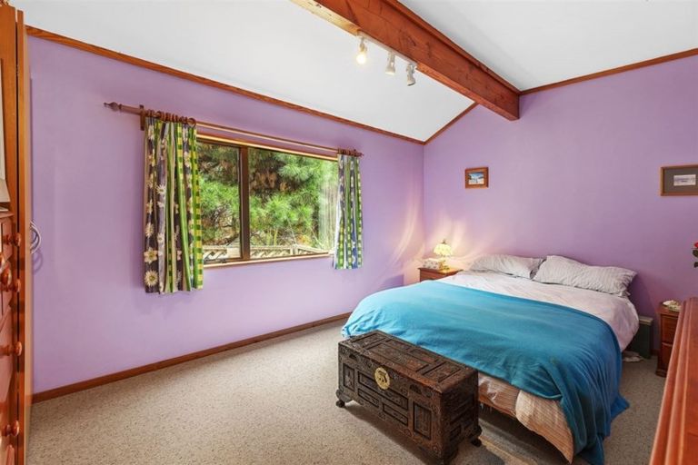 Photo of property in 17 Postgate Drive, Whitby, Porirua, 5024