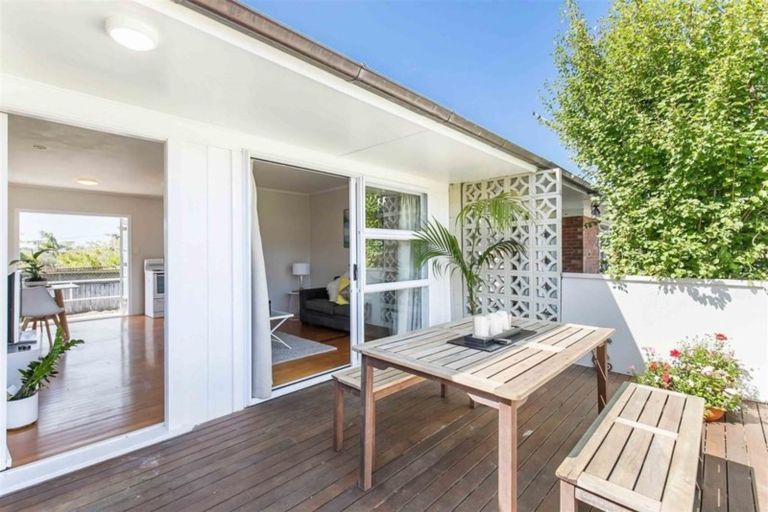 Photo of property in 5/120 Nile Road, Milford, Auckland, 0620