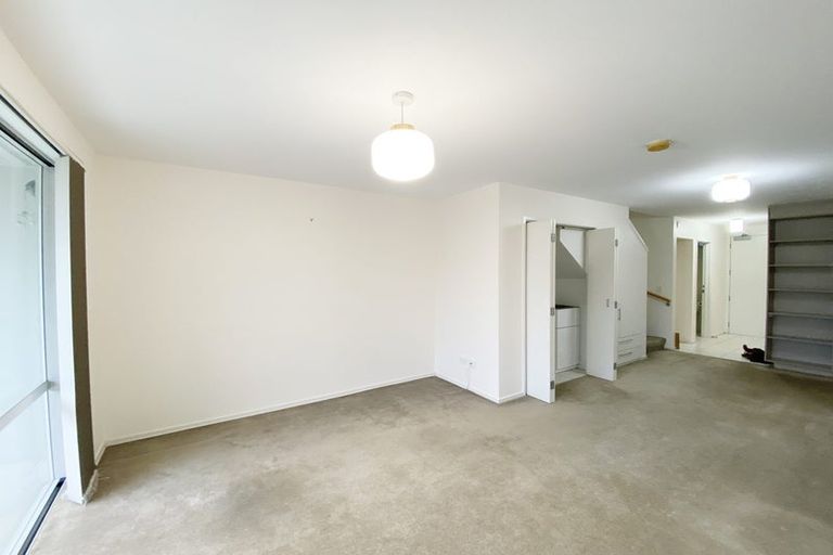 Photo of property in 4/1 Opito Way, East Tamaki, Auckland, 2013