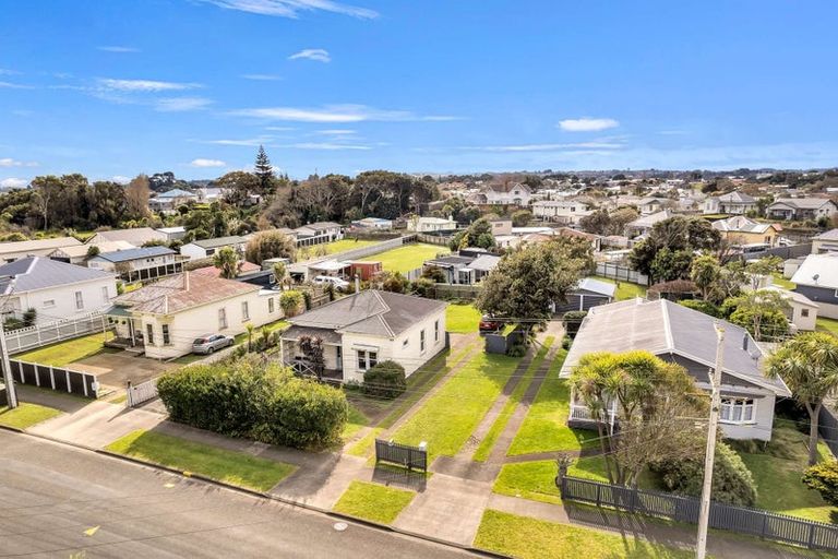 Photo of property in 16 Bignell Street, Gonville, Whanganui, 4501