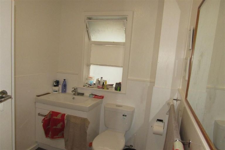 Photo of property in 243u3 The Terrace, Te Aro, Wellington, 6011