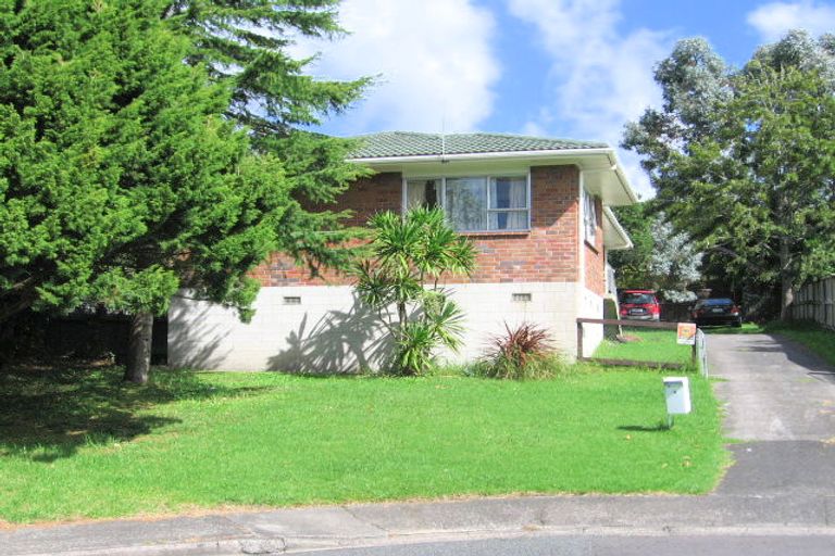Photo of property in 4 Surman Place, Glen Eden, Auckland, 0602