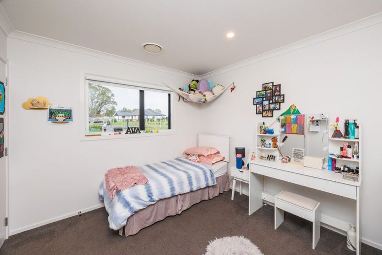 Photo of property in 18 Robbie Lane, Ashhurst, Palmerston North, 4470
