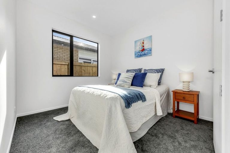 Photo of property in 35 Kaitiaki Drive, Clarks Beach, 2122