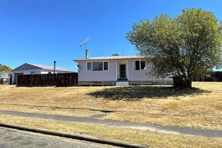 Photo of property in 21 Lomond Avenue, Tokoroa, 3420