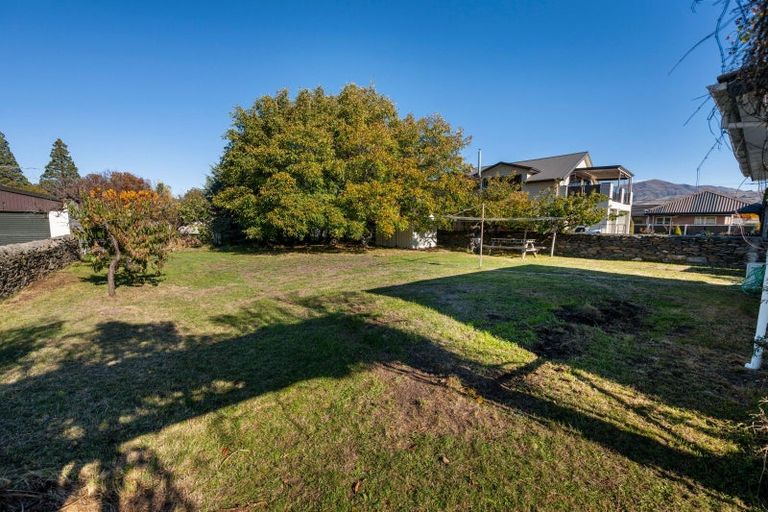 Photo of property in 22 Molyneux Avenue, Cromwell, 9310