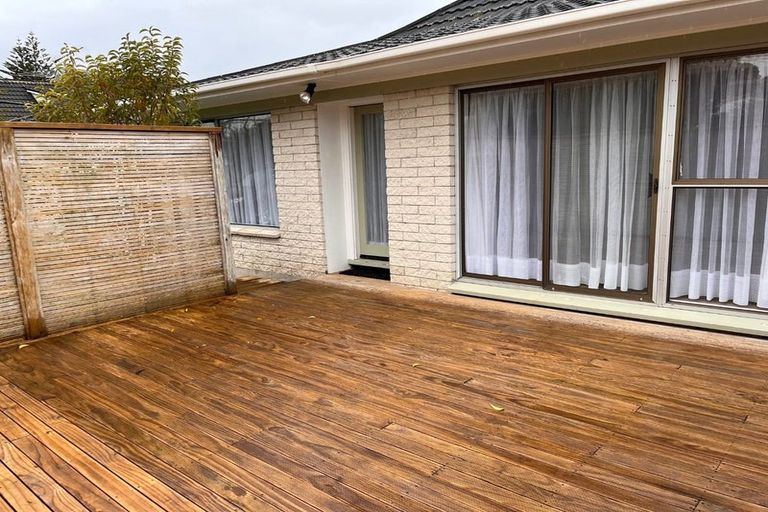 Photo of property in 2/5 Merriefield Avenue, Forrest Hill, Auckland, 0620