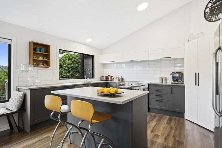 Photo of property in 711a South Titirangi Road, Titirangi, Auckland, 0604