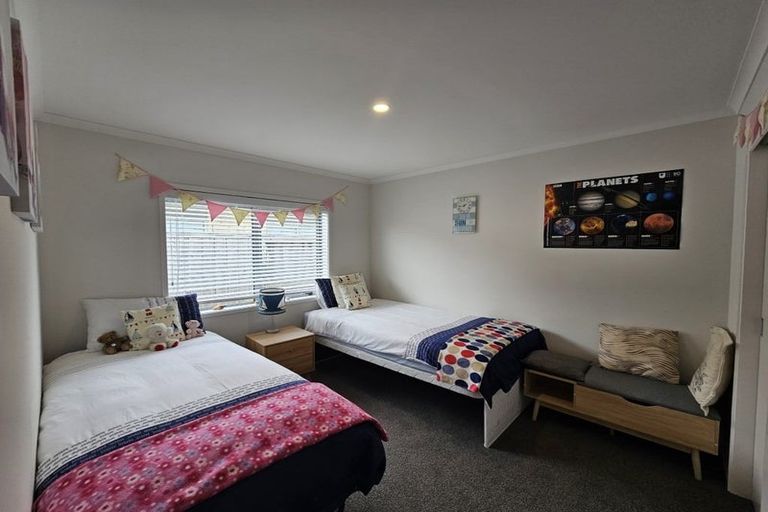 Photo of property in 16 Fuller Street, Papamoa Beach, Papamoa, 3118
