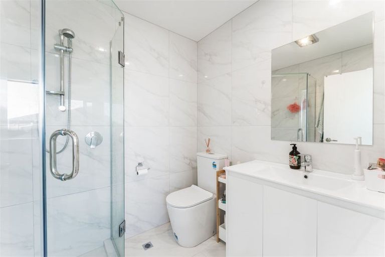 Photo of property in 13c Keiha Crescent, Massey, Auckland, 0614