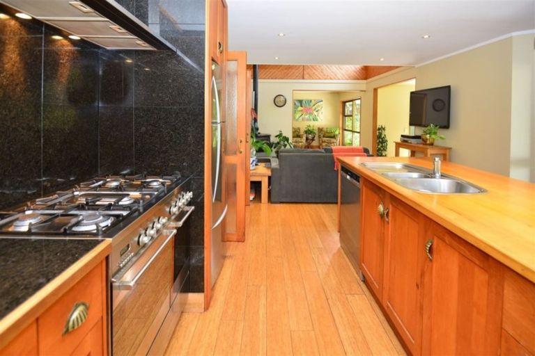 Photo of property in 275a Rimmer Road, Helensville, 0875