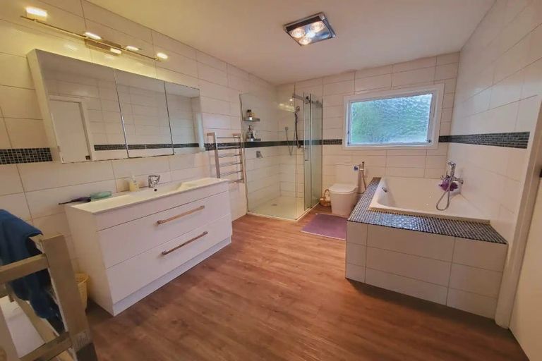 Photo of property in 18 Bellfield Road, Opaheke, Papakura, 2113