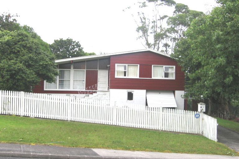 Photo of property in 10 Camrose Place, Glenfield, Auckland, 0629