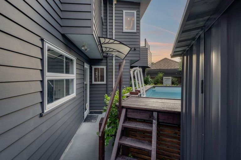 Photo of property in 22 Halse Place, Opunake, 4616