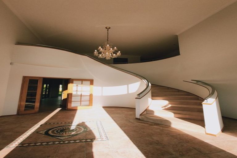 Photo of property in 27 Mansion Court, West Harbour, Auckland, 0618