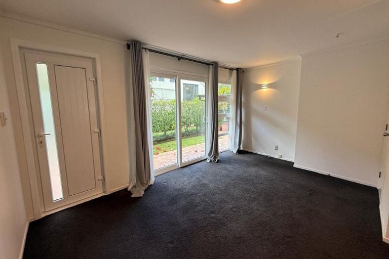 Photo of property in 1/10 Blomfield Spa, Takapuna, Auckland, 0622