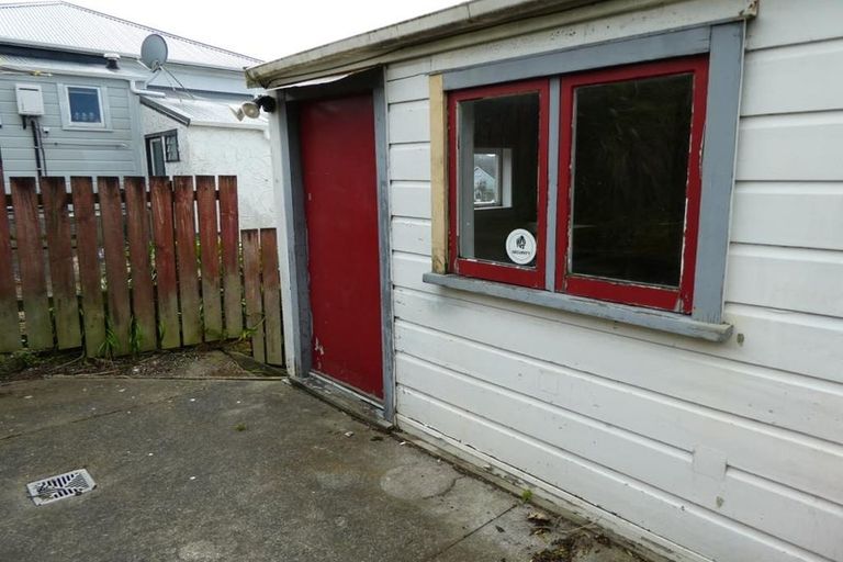 Photo of property in 3a Boyd Terrace, Newtown, Wellington, 6021