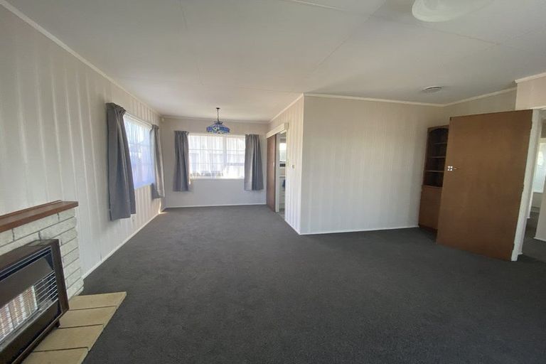 Photo of property in 46 Lee Street, Castlecliff, Whanganui, 4501