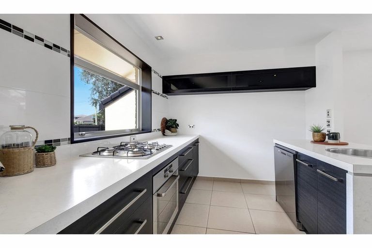 Photo of property in 56 Greendale Avenue, Avonhead, Christchurch, 8042