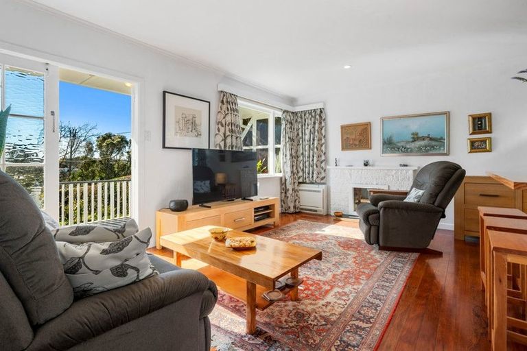 Photo of property in 18 Alexander Avenue, Torbay, Auckland, 0630