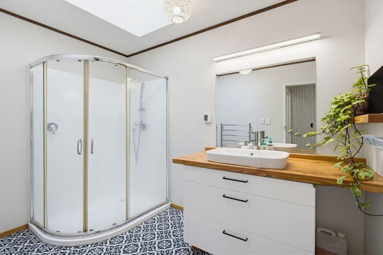 Photo of property in 4 Pollen Street, Woodville, 4920