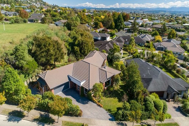 Photo of property in 16 Highland Drive, Richmond, 7020