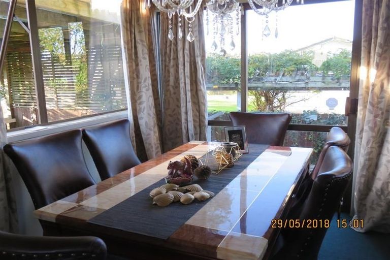 Photo of property in 61 Luanda Drive, Ranui, Auckland, 0612