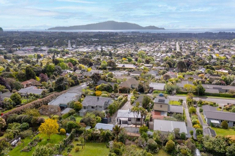 Photo of property in 5 Kotare Street, Waikanae, 5036