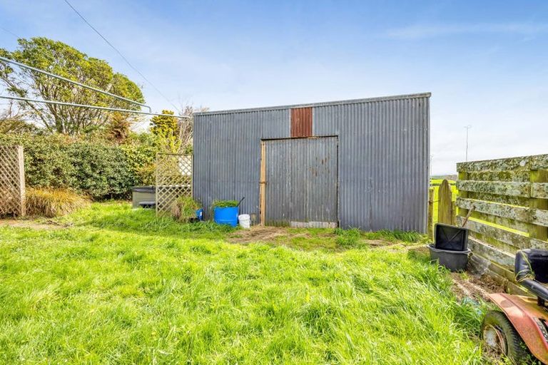 Photo of property in 150 Wirihana Road, Hawera, 4674