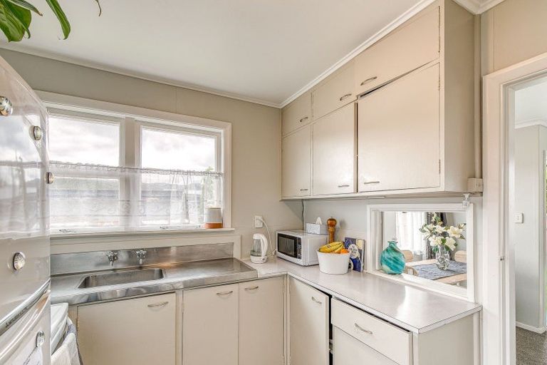 Photo of property in 3/31 Hillside Drive, Maoribank, Upper Hutt, 5018