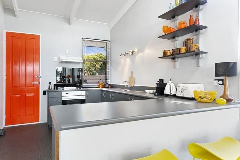 Photo of property in 232 Lake Terrace, Waipahihi, Taupo, 3330