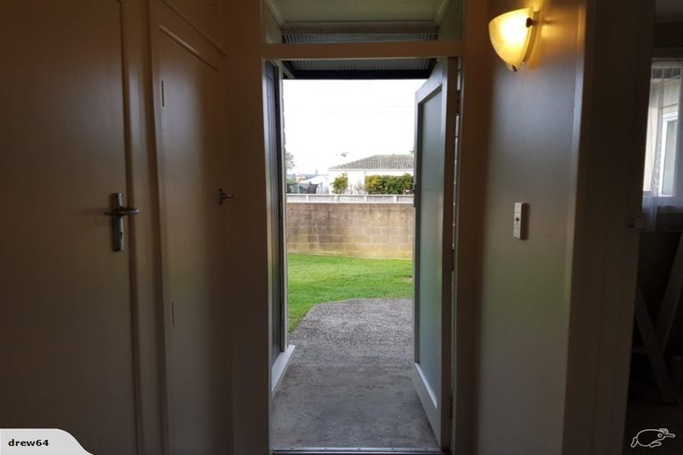 Photo of property in 10b Howard Road, Taradale, Napier, 4112