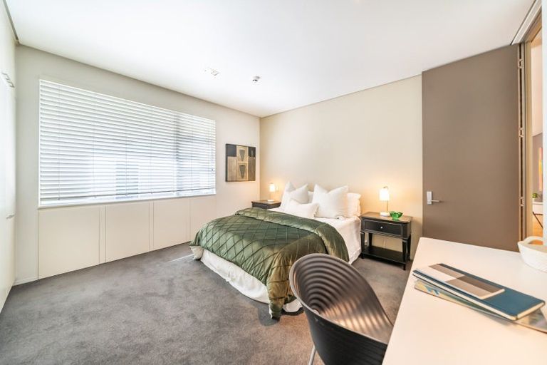 Photo of property in Trieste, 346u1 Oriental Parade, Oriental Bay, Wellington, 6011