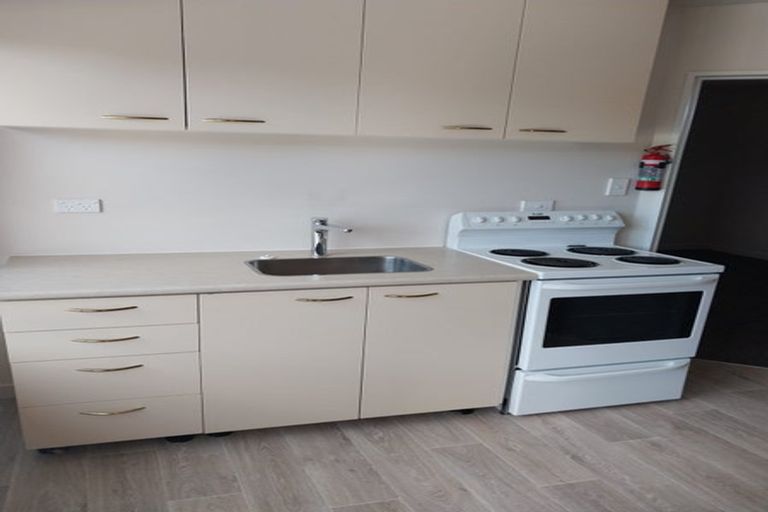 Photo of property in 17 Regent Avenue, Rangiora, 7400