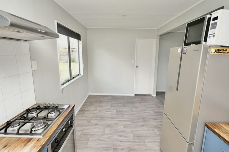 Photo of property in 34 Acacia Street, Kelvin Grove, Palmerston North, 4414
