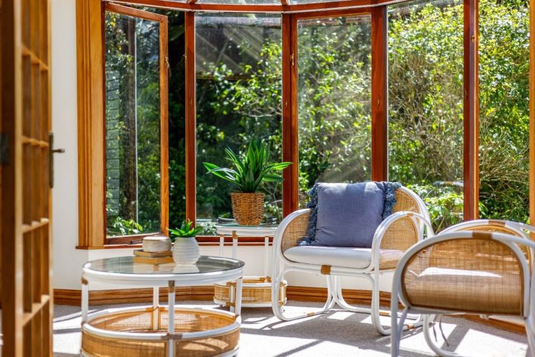 Photo of property in 102a Miromiro Road, Normandale, Lower Hutt, 5010