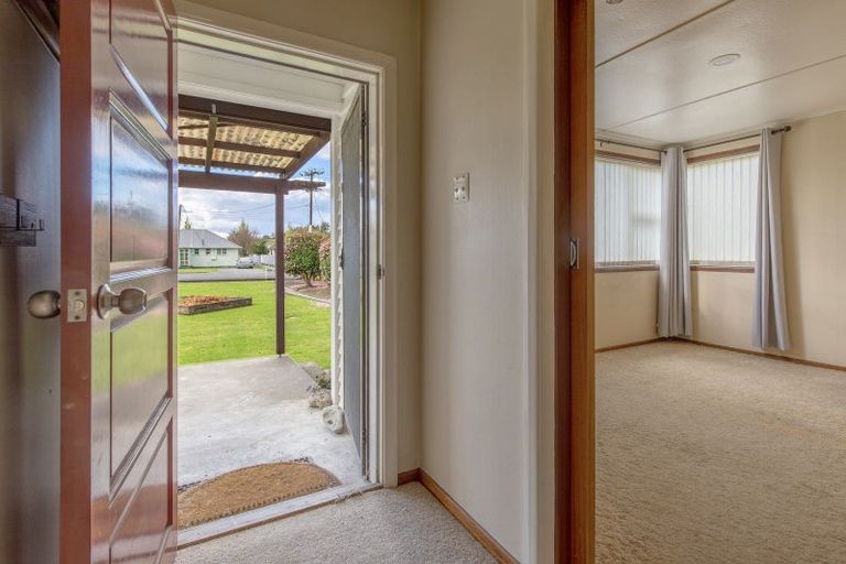 Photo of property in 21 Bibby Street, Waipawa, 4210