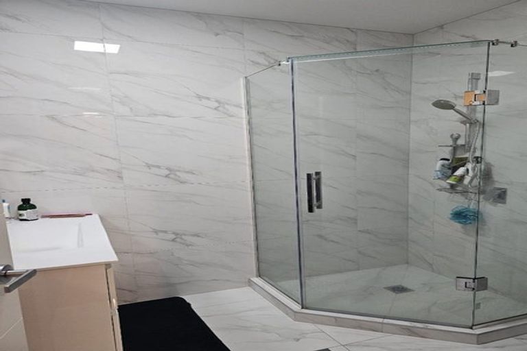 Photo of property in 33u5 May Street, Hamilton East, Hamilton, 3216