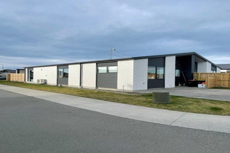 Photo of property in 22 Greengrass Crescent, Kaiapoi, 7630