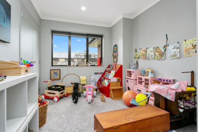 Photo of property in 3/10 Maranatha Way, Cambridge, 3434