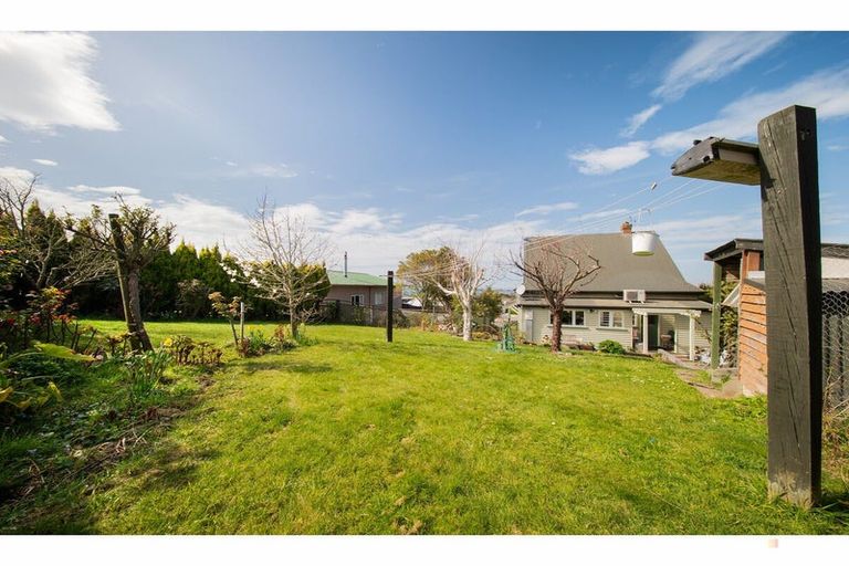 Photo of property in 128 Evans Street, Waimataitai, Timaru, 7910