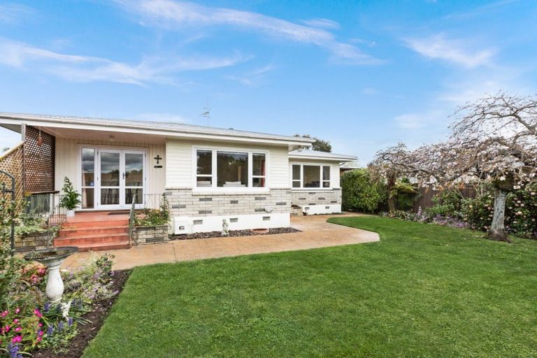 Photo of property in 6 Balmoral Street, Taradale, Napier, 4112