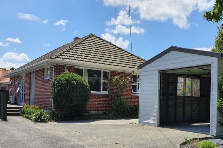 Photo of property in 49 Dunedin Street, Redwood, Christchurch, 8051