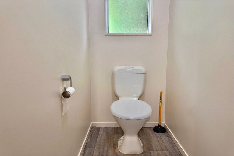 Photo of property in 130 Awarua Street, Ngaio, Wellington, 6035
