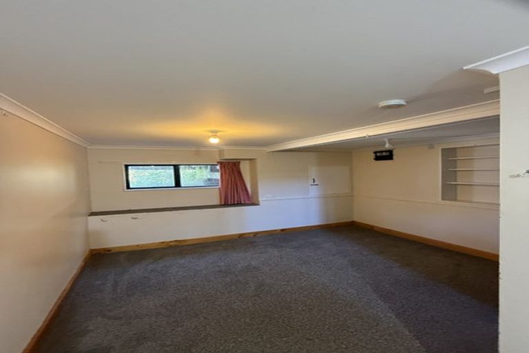 Photo of property in 150 The Ridgeway, Mornington, Wellington, 6021