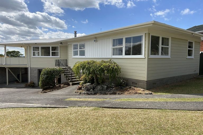 Photo of property in 21 Gilliam Street, New Lynn, Auckland, 0600
