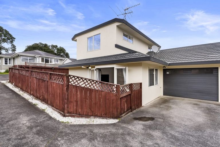 Photo of property in 24a James Road, Manurewa, Auckland, 2102