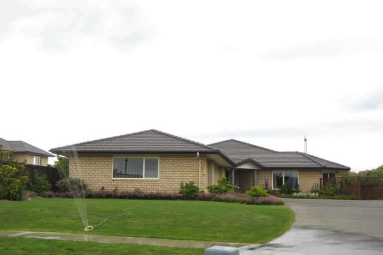 Photo of property in 2 Grosvenor Lane, Rangiora, 7400