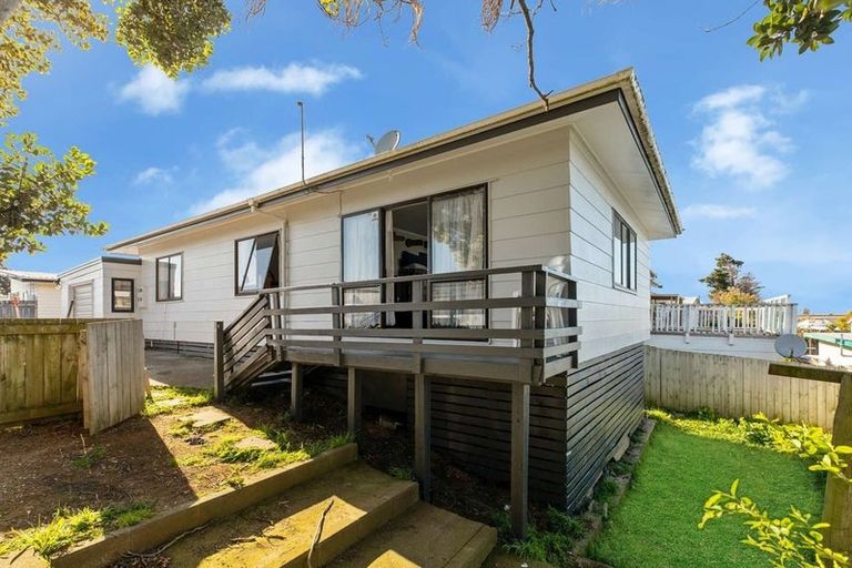 Photo of property in 1/35 Templeton Place, Clendon Park, Auckland, 2103
