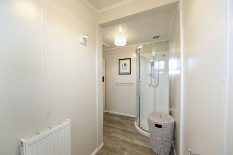Photo of property in 904f1 Albert Street, Parkvale, Hastings, 4122